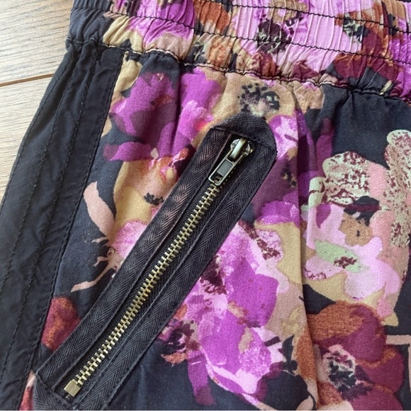 ANTHROPOLOGIE Lilka Floral Huntington Beach Moto Ankle Pants - Picture 3 of 7